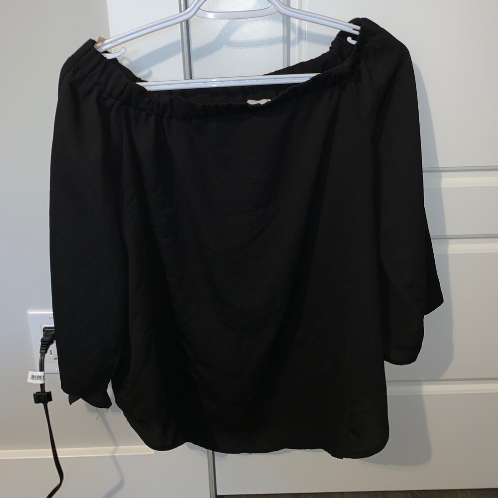 Off the shoulder top ardene top